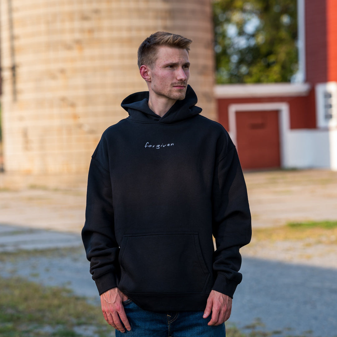 Hoodies & Sweatshirts